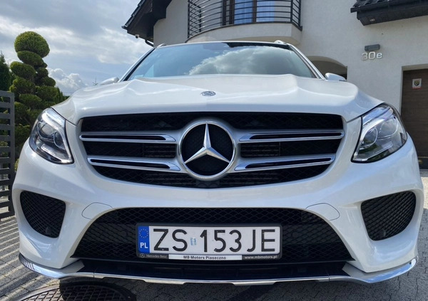 Mercedes-Benz GLE cena 165000 przebieg: 108000, rok produkcji 2017 z Czarna Woda małe 352